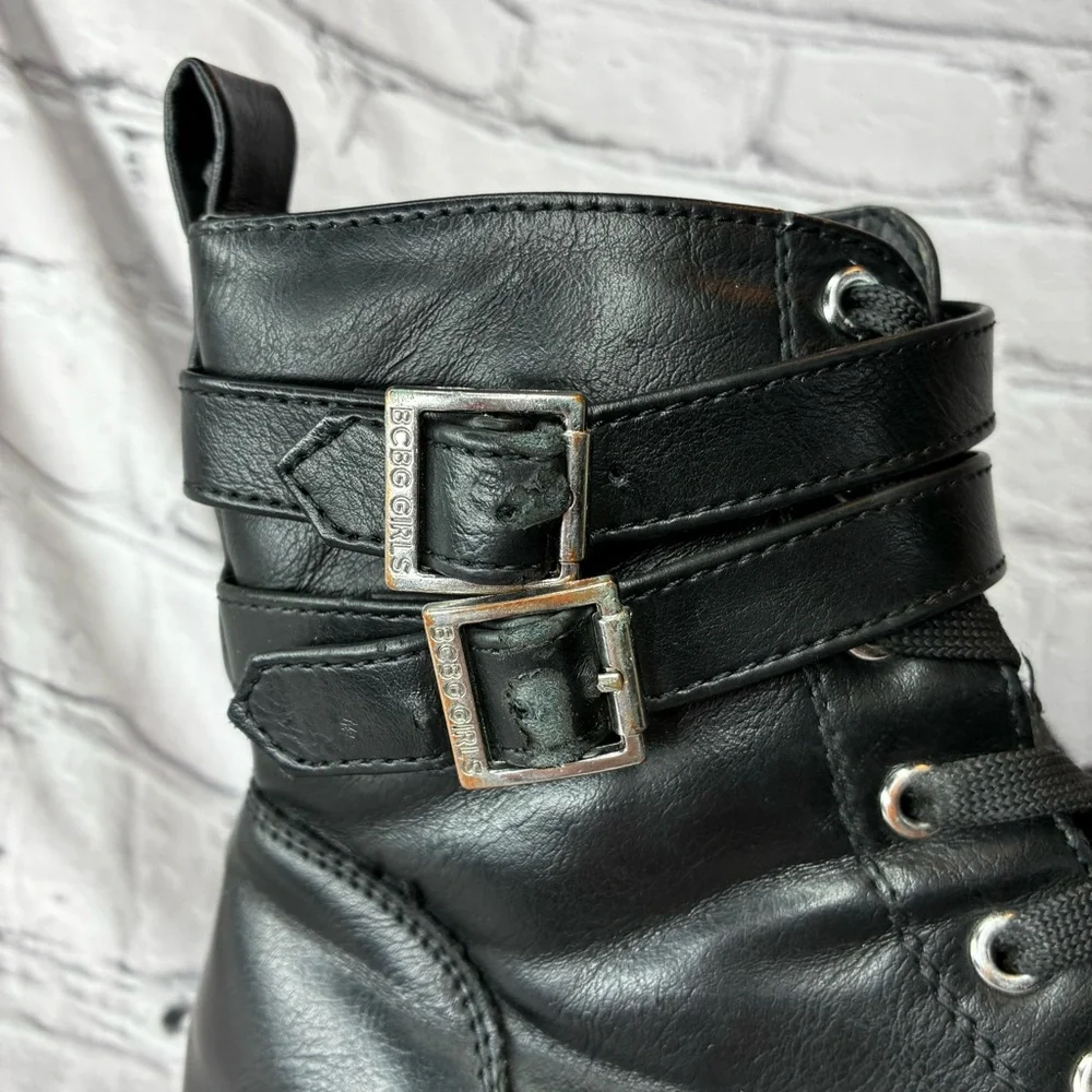5/$20 BCBGirls Adrianna Black Side Zip Up Combat Moto Boots Buckles Sz 2 AS IS‎